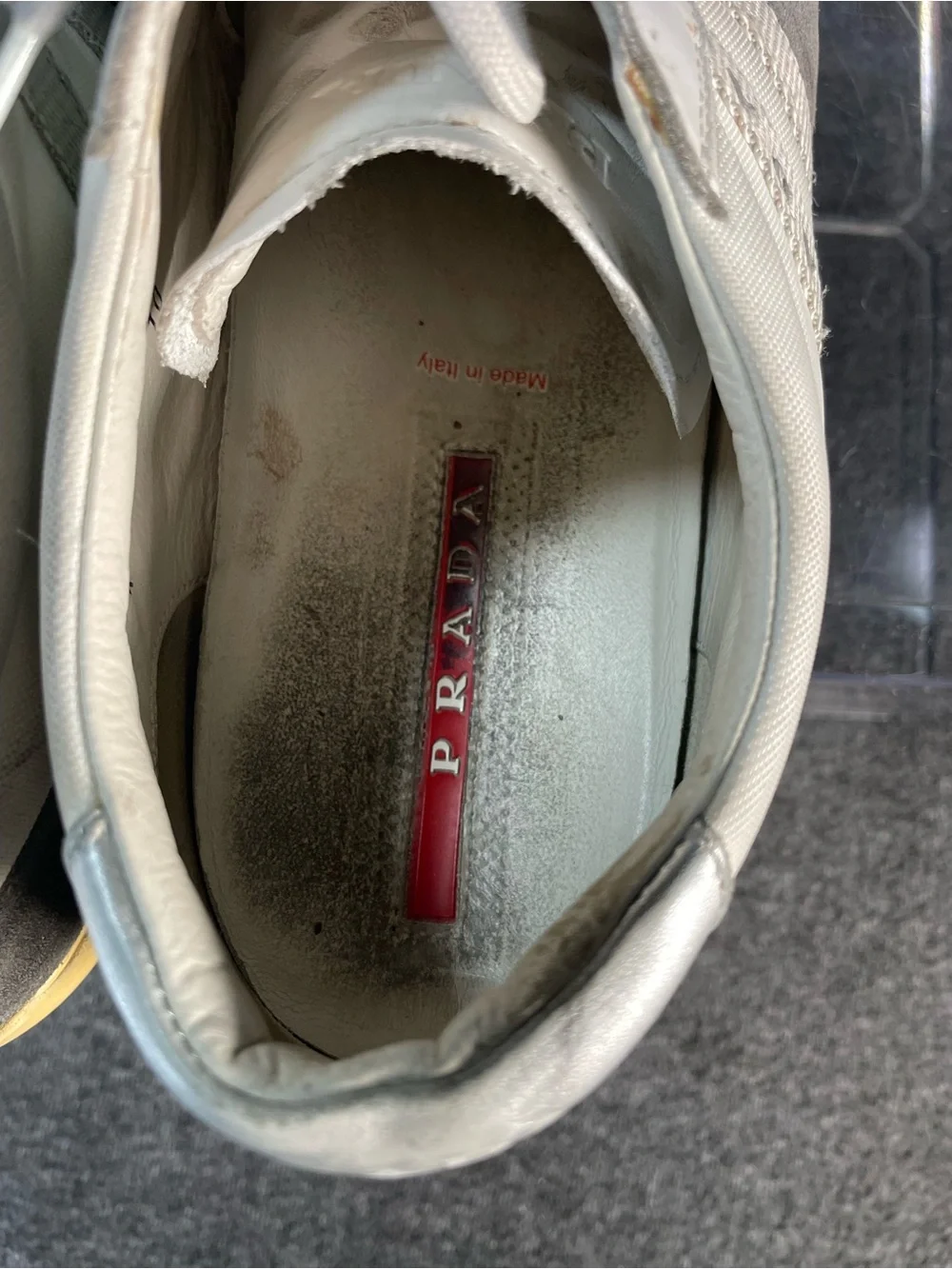 PRADA SPORTS MEN'S SZ 10 DESIGNER SHOES WHITE & SILVER SNEAKERS 4E1806 - Picture 12 of 16